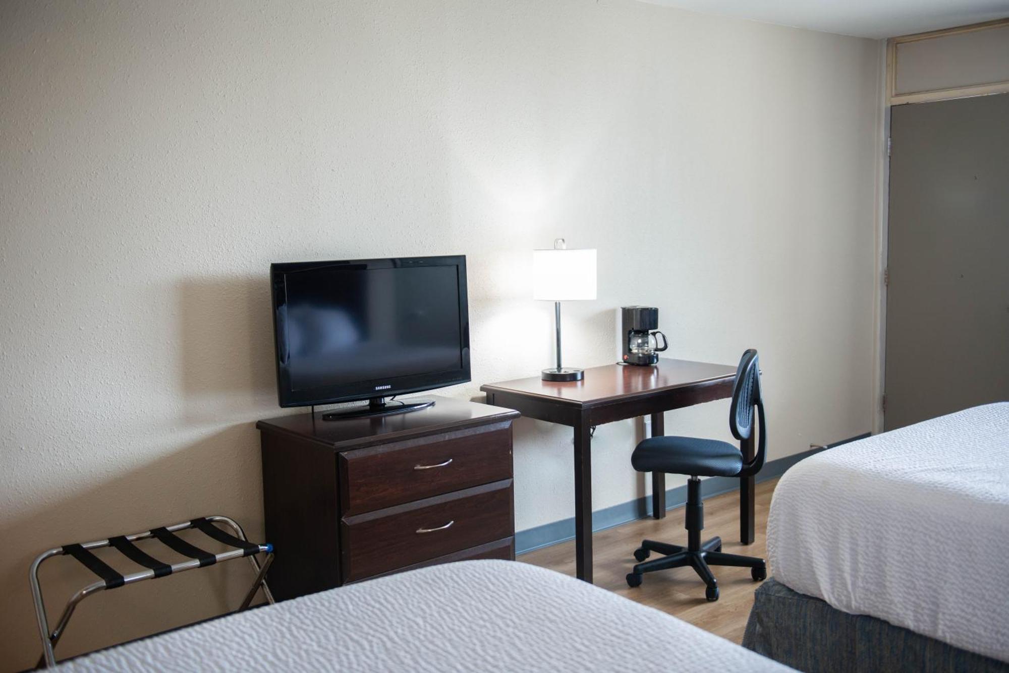 Hotel Days By Wyndham Waynesboro